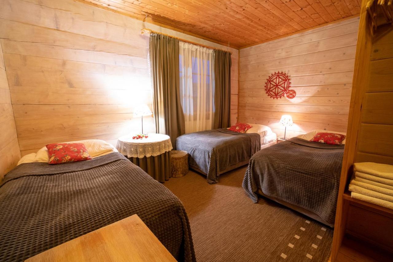 Bed and Breakfast Gosciniec Debowa Gazdowka Ustrzyki Dolne Exterior foto